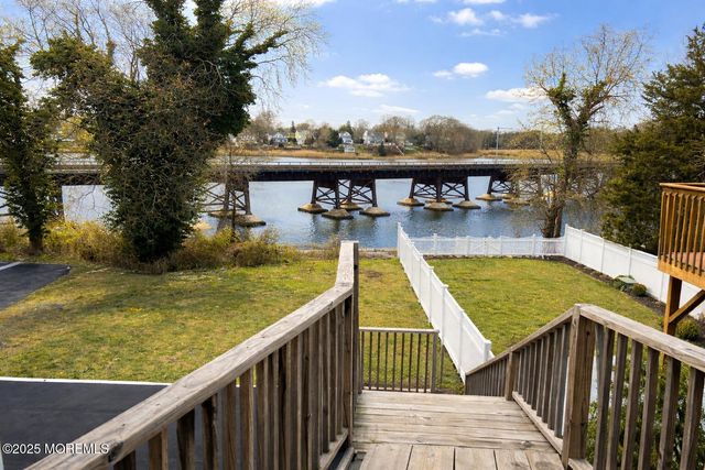 23 Rector Place B, Red Bank, NJ 07701