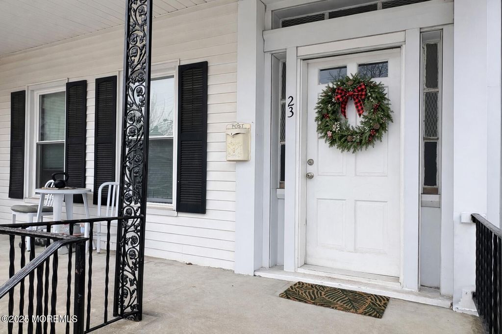 23 Rector Place B, Red Bank, NJ 07701