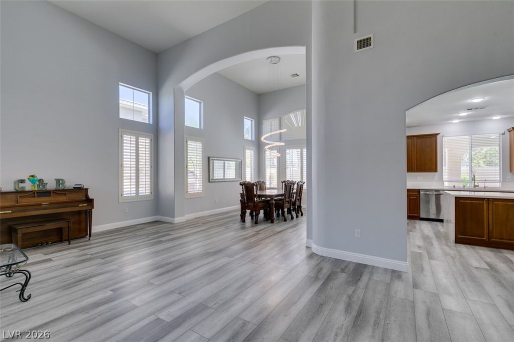 108 North Ring Dove Drive, Las Vegas, NV 89144 — photo 3