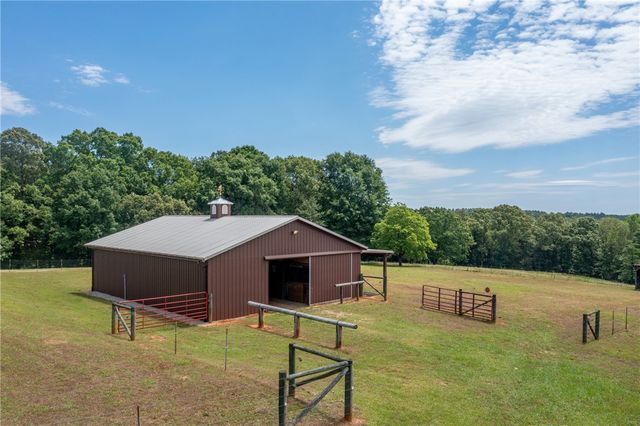 108 Cranes Crossing Drive, West Union, SC 29696