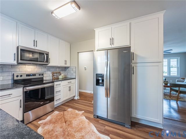 21116 Warren Ave, Chesterfield, VA 23803