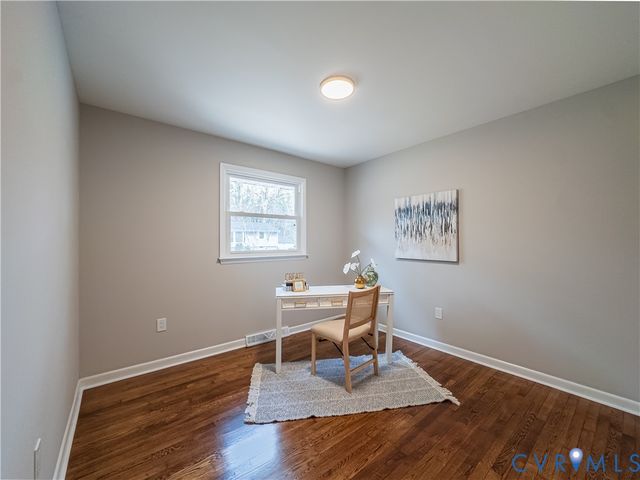 21116 Warren Ave, Chesterfield, VA 23803