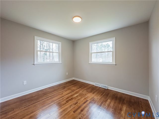 21116 Warren Ave, Chesterfield, VA 23803