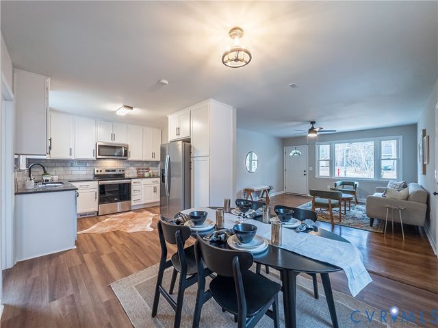 21116 Warren Ave, Chesterfield, VA 23803