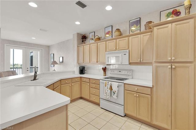 9101 Southmont CV # 202, Fort Myers, FL 33908