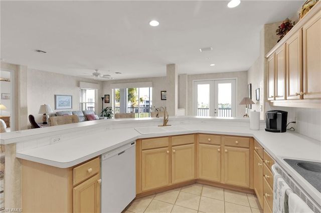 9101 Southmont CV # 202, Fort Myers, FL 33908