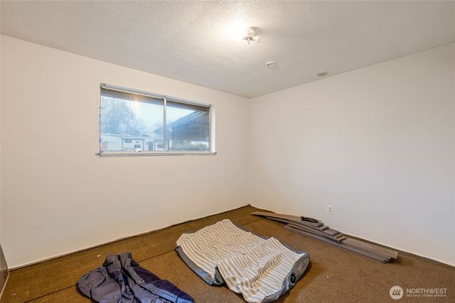 6216 20th Street E, Fife, WA 98424