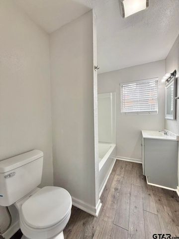 533 Bandera, Tyler, TX 75702