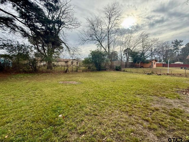 533 Bandera, Tyler, TX 75702