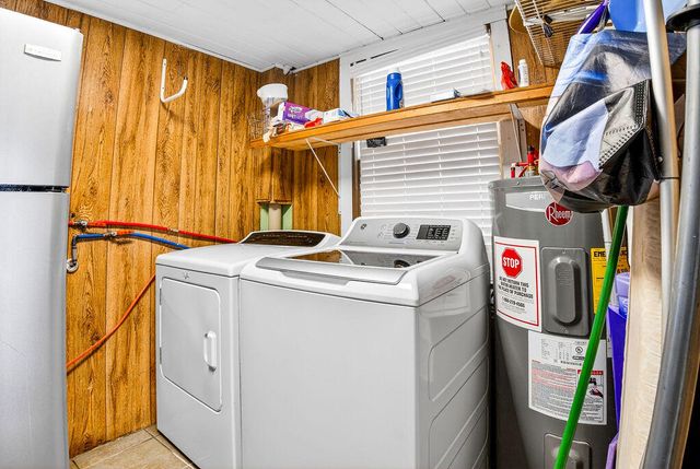 472 Myrtle Avenue, Pawleys Island, SC 29585