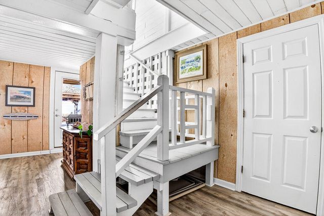 472 Myrtle Avenue, Pawleys Island, SC 29585