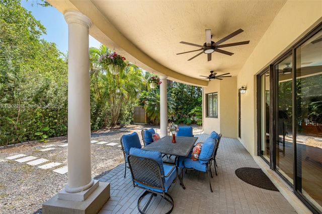 18821 SW 74th Ct, Cutler Bay, FL 33157