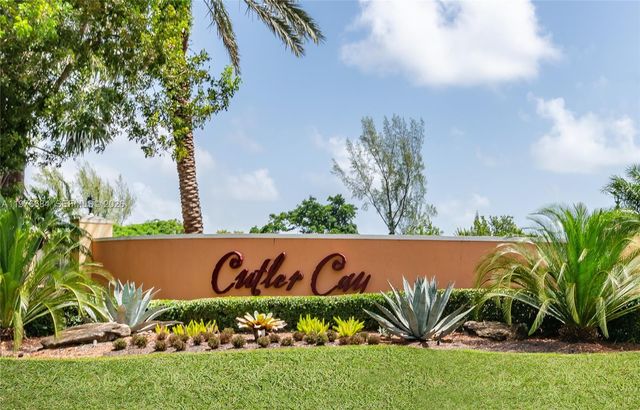 18821 SW 74th Ct, Cutler Bay, FL 33157