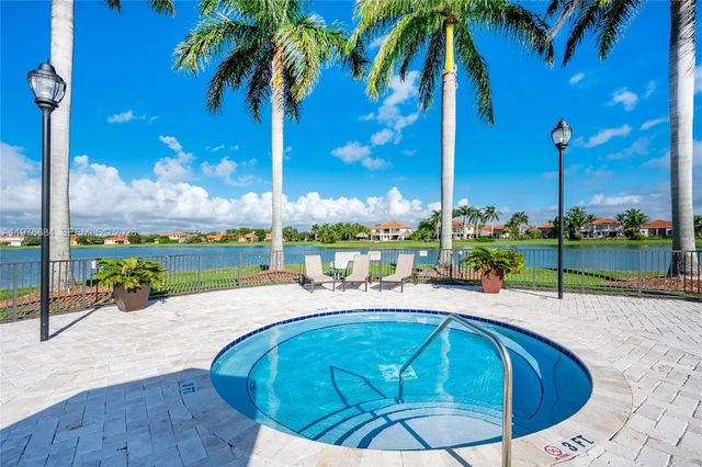 18821 SW 74th Ct, Cutler Bay, FL 33157