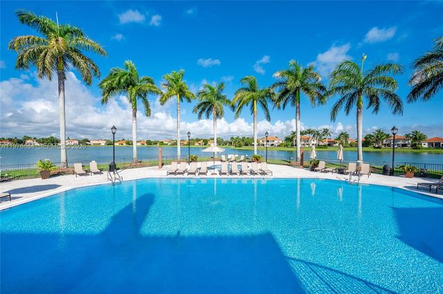 18821 SW 74th Ct, Cutler Bay, FL 33157