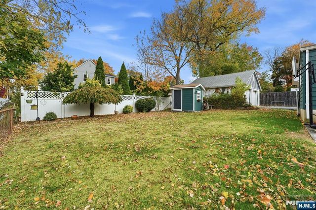 181 Phelps Avenue, Bergenfield, NJ 07621