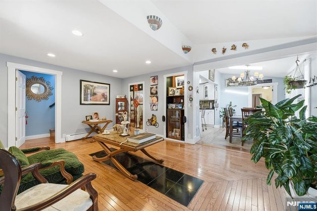 181 Phelps Avenue, Bergenfield, NJ 07621