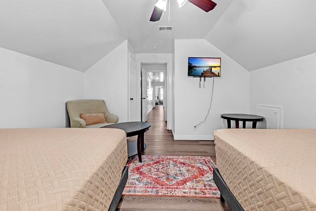 8910 MAGNOLIA LEAF CV, Memphis, TN 38018