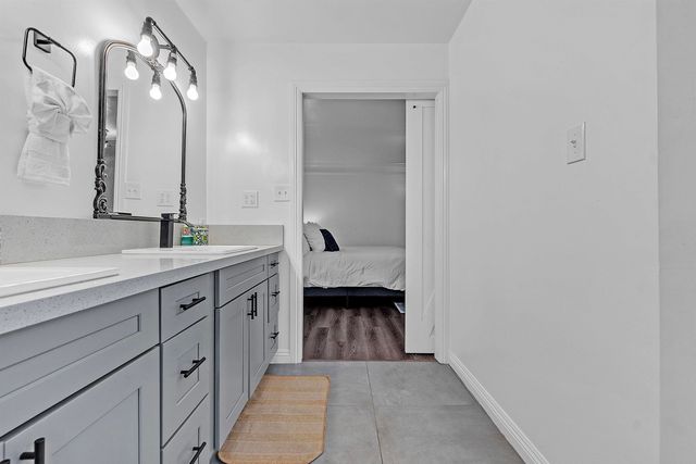 8910 MAGNOLIA LEAF CV, Memphis, TN 38018