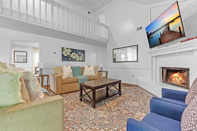 8910 MAGNOLIA LEAF CV, Memphis, TN 38018