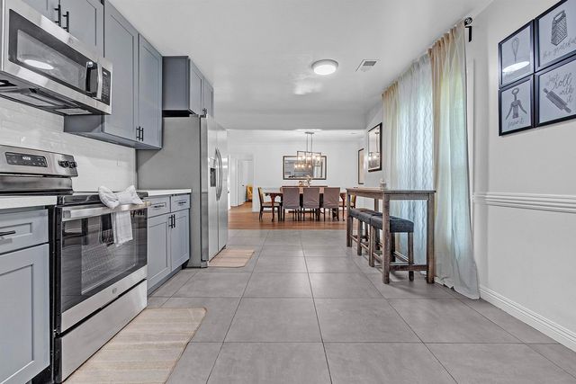 8910 MAGNOLIA LEAF CV, Memphis, TN 38018