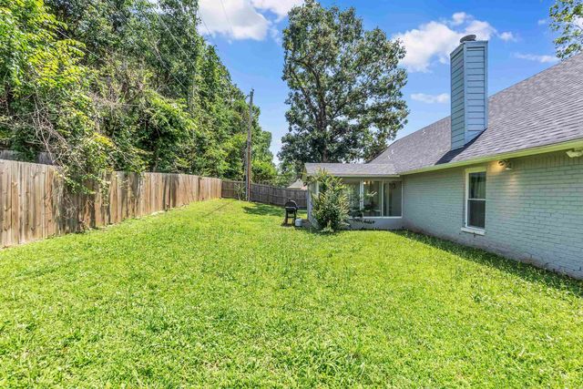 8910 MAGNOLIA LEAF CV, Memphis, TN 38018