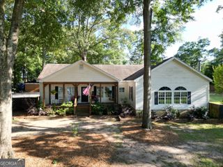 1061 South Lake Drive, East Dublin, GA 31027