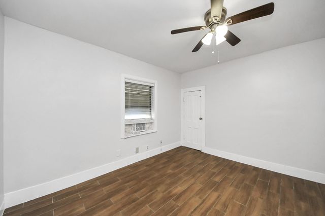 1213 28th Street, Galveston, TX 77550