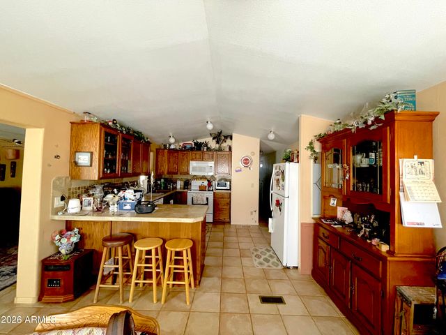 311 S PIEDRA NEGRA Drive, Queen Valley, AZ 85118