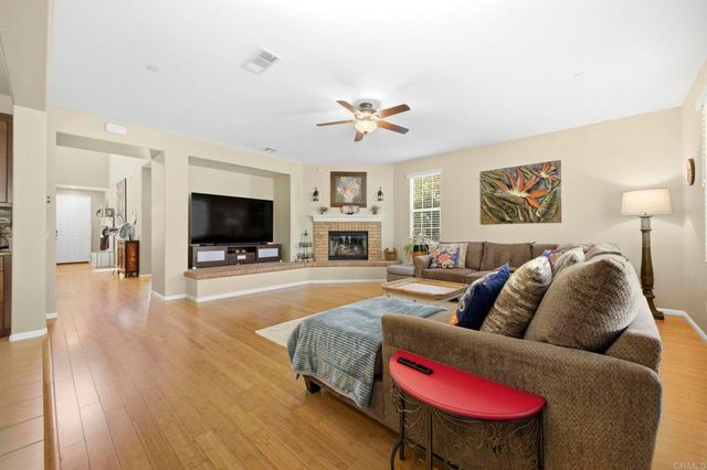 2952 Murcott Way, Escondido, CA 92027