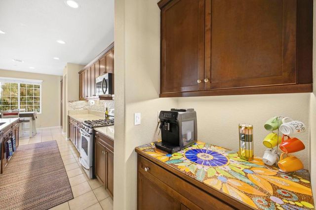 2952 Murcott Way, Escondido, CA 92027