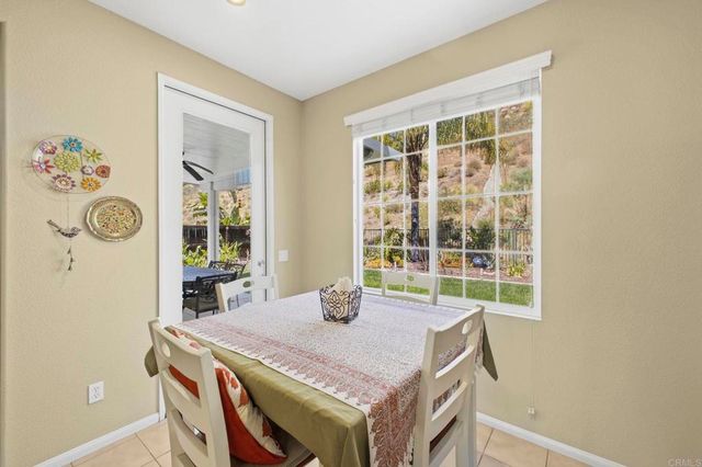 2952 Murcott Way, Escondido, CA 92027