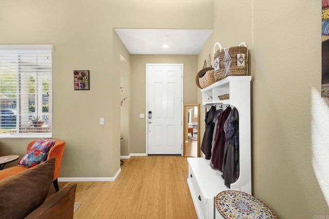 2952 Murcott Way, Escondido, CA 92027