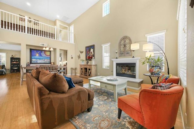 2952 Murcott Way, Escondido, CA 92027