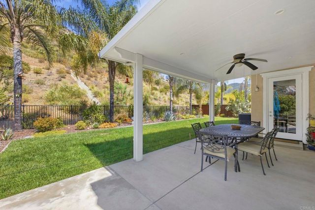 2952 Murcott Way, Escondido, CA 92027