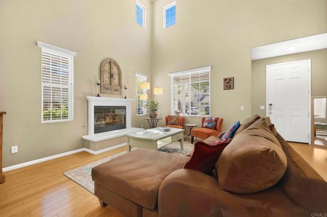 2952 Murcott Way, Escondido, CA 92027