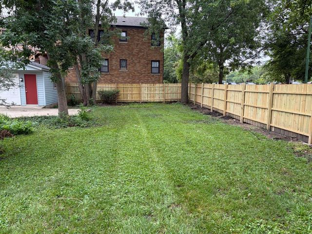 1837 W 104th Street, Chicago, IL 60643