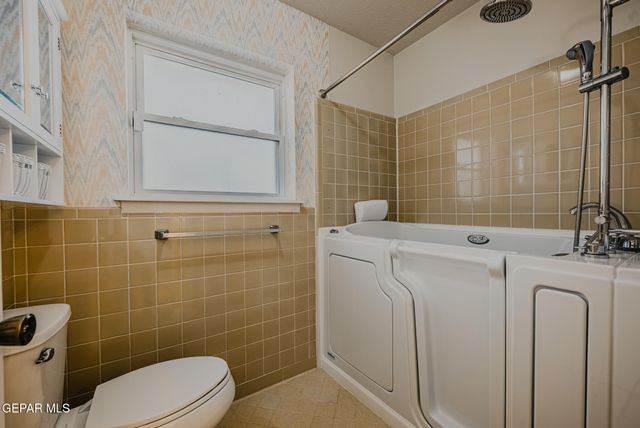 3212 OLD SPANISH Trail, El Paso, TX 79904