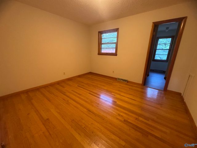 2103 Shannonhouse Road, Huntsville, AL 35803