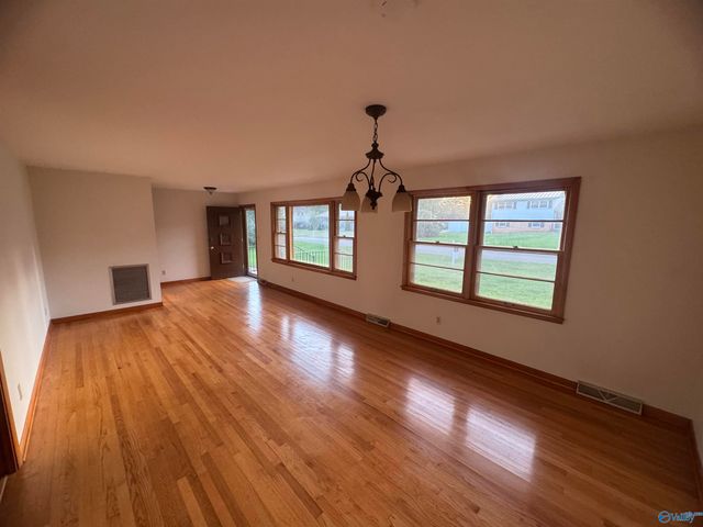 2103 Shannonhouse Road, Huntsville, AL 35803