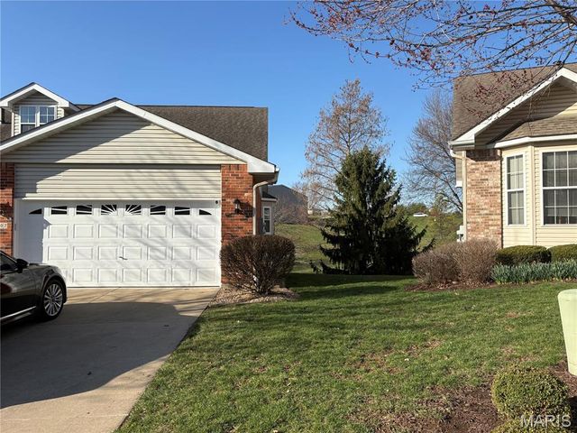 3507 Truman Terrace Drive 62, St Charles, MO 63301