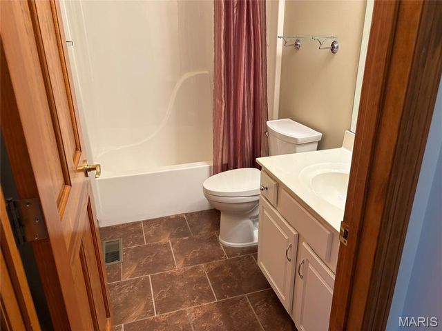 3507 Truman Terrace Drive 62, St Charles, MO 63301