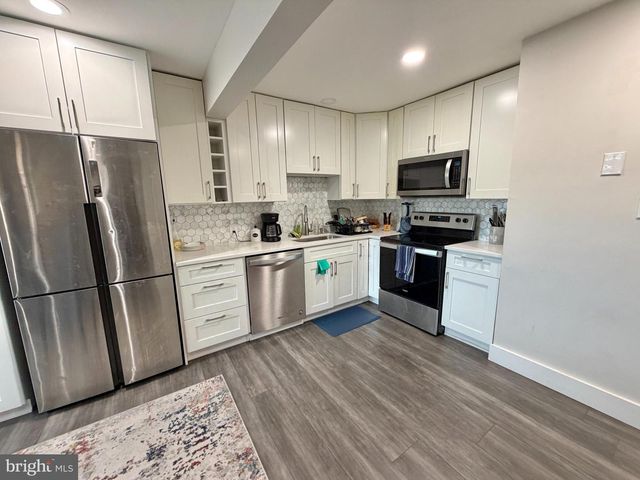 9518 MOOREGATE CT, Lorton, VA 22079