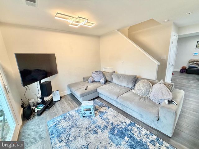 9518 MOOREGATE CT, Lorton, VA 22079