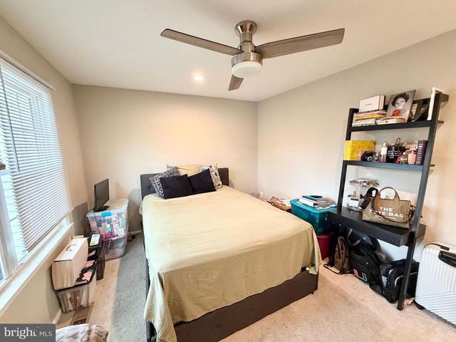 9518 MOOREGATE CT, Lorton, VA 22079