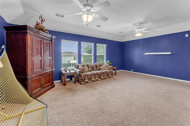 353 King Elder LN, Leander, TX 78641