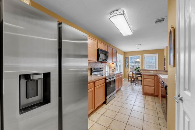 353 King Elder LN, Leander, TX 78641