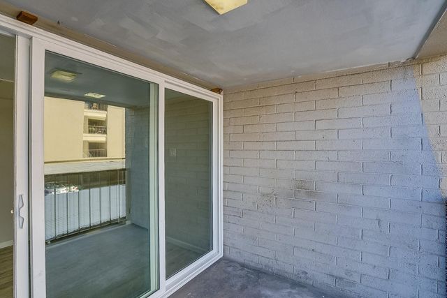 351 E Thomas Road Unit D201, Phoenix, AZ 85012