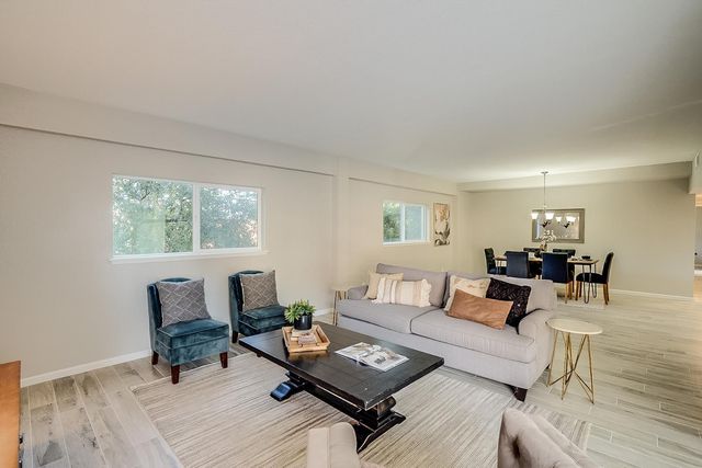 351 E Thomas Road Unit D201, Phoenix, AZ 85012