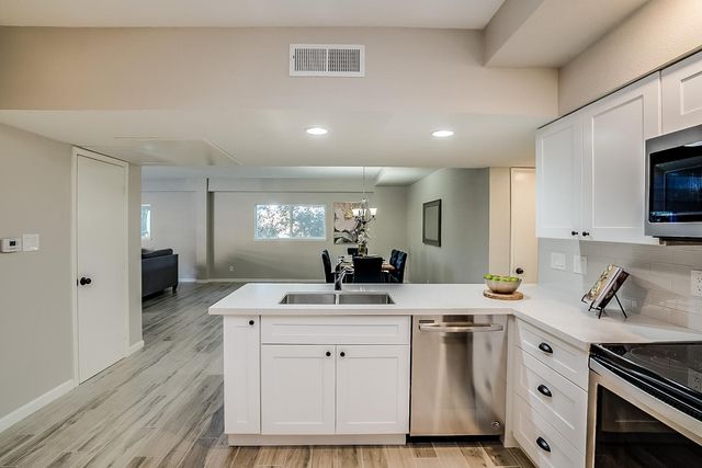 351 E Thomas Road Unit D201, Phoenix, AZ 85012